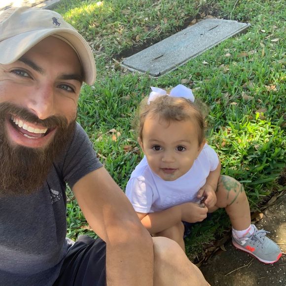 Meet your Posher, Joshua - Picture 1 of 1